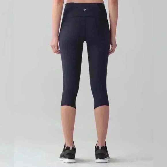 Lululemon Train Times Crop (17") Midnight Navy - Picture 5 of 7